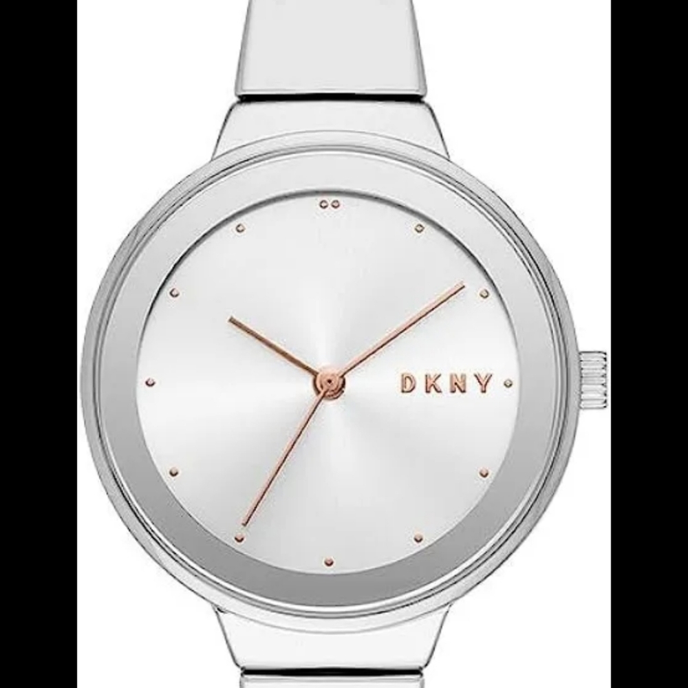 New DKNY Women's Astoria Three Hand Watch Silver